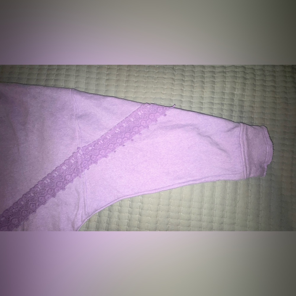 C. Est. 1946 boho purple sweatshirt with lace detail. Size XL - Picture 8 of 11